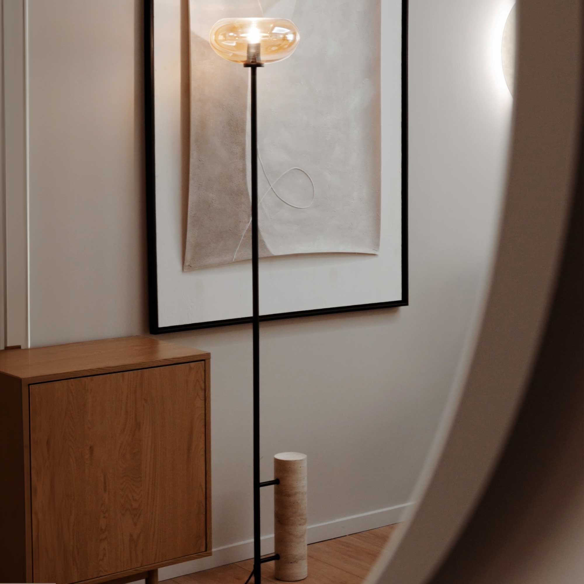 s.luce Cruet Stehlampe Travertin-Stein 180cm Schwarz - 200921 - s.luce® - homecoming lights.