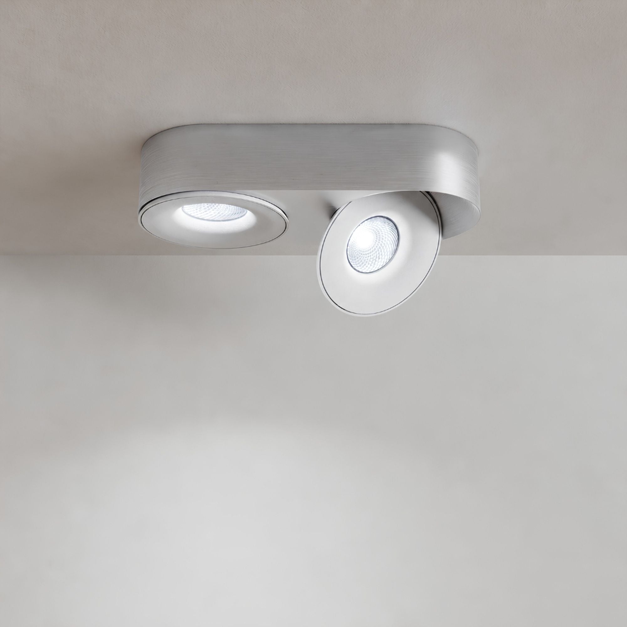 s.luce Santa Duo LED-Deckenleuchte schwenkbar 2-flammig