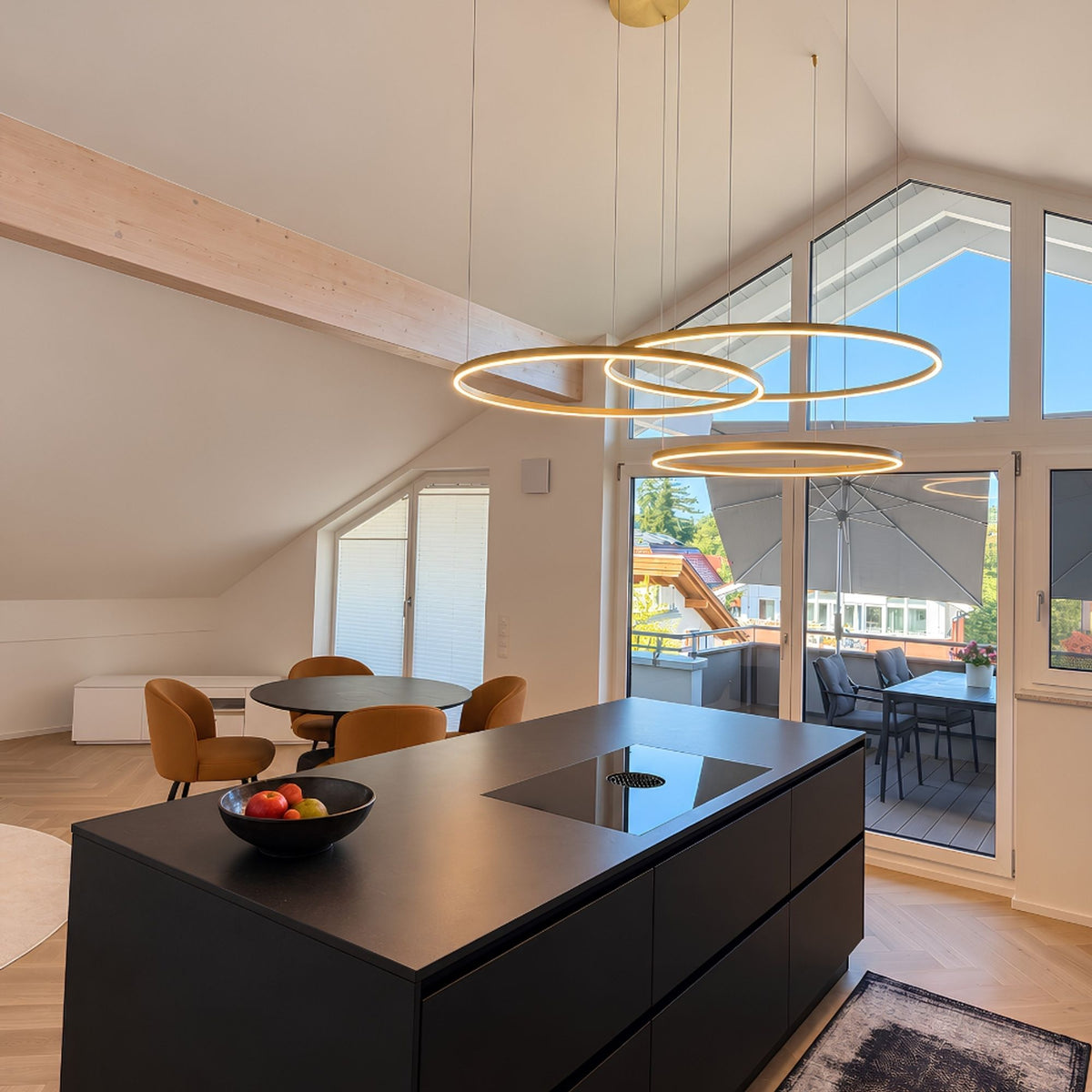 s.luce LED Ring Pendelleuchte 3-flammig Exzentrisch - 179261 - s.luce® - homecoming lights.