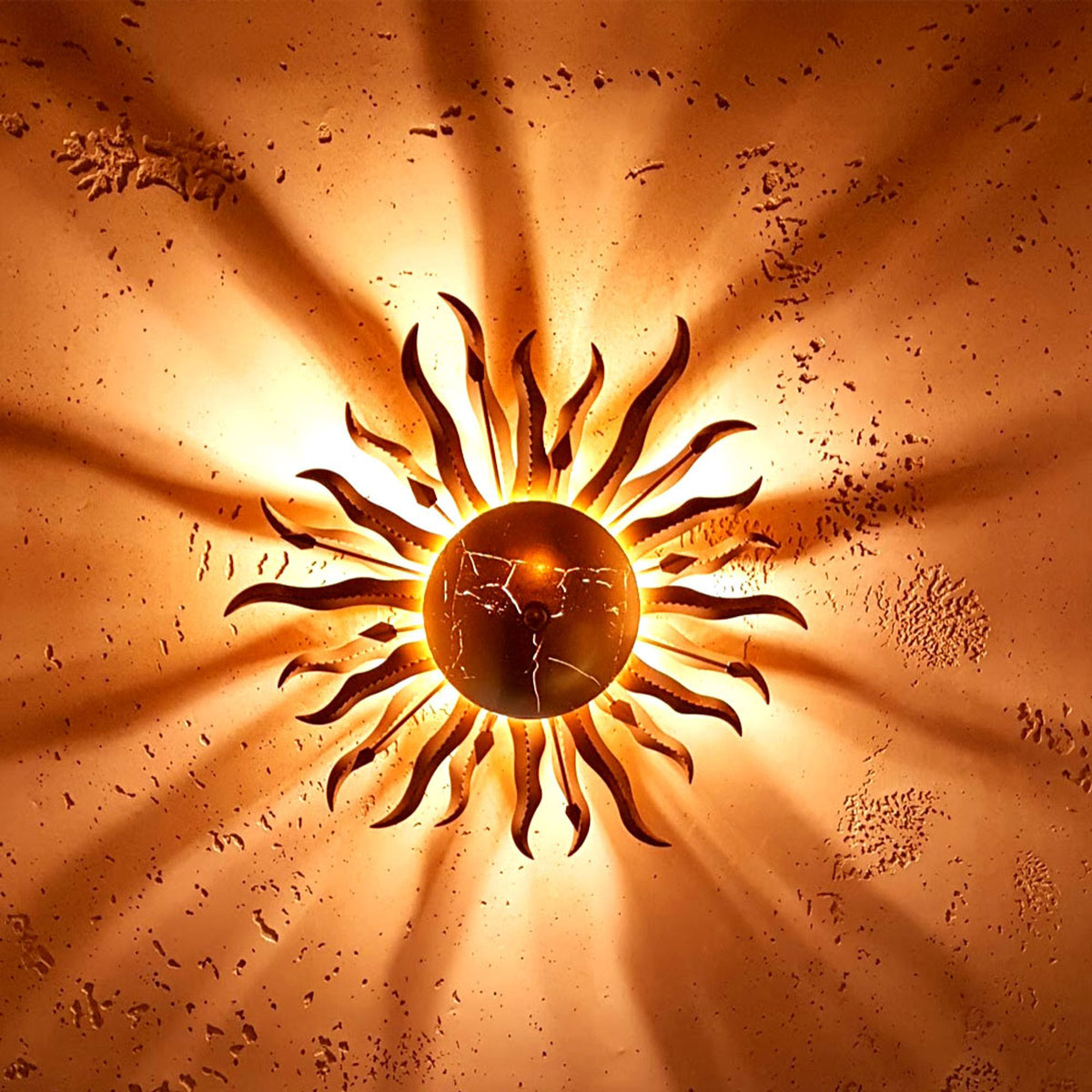 s.luce Diator XL handgeschmiedete Sonne Rost- & Goldfarben