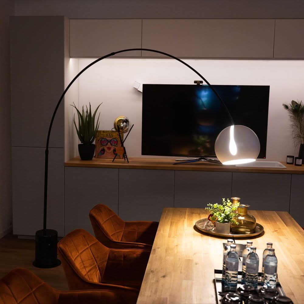 s.luce Ball Design-Bogenlampe mit Marmorfuß modern