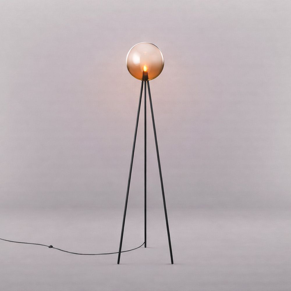 s.luce Dreibein - Stehleuchte Orb Tripod 160cm mit Glaskugel - 177536 - s.luce® - homecoming lights.