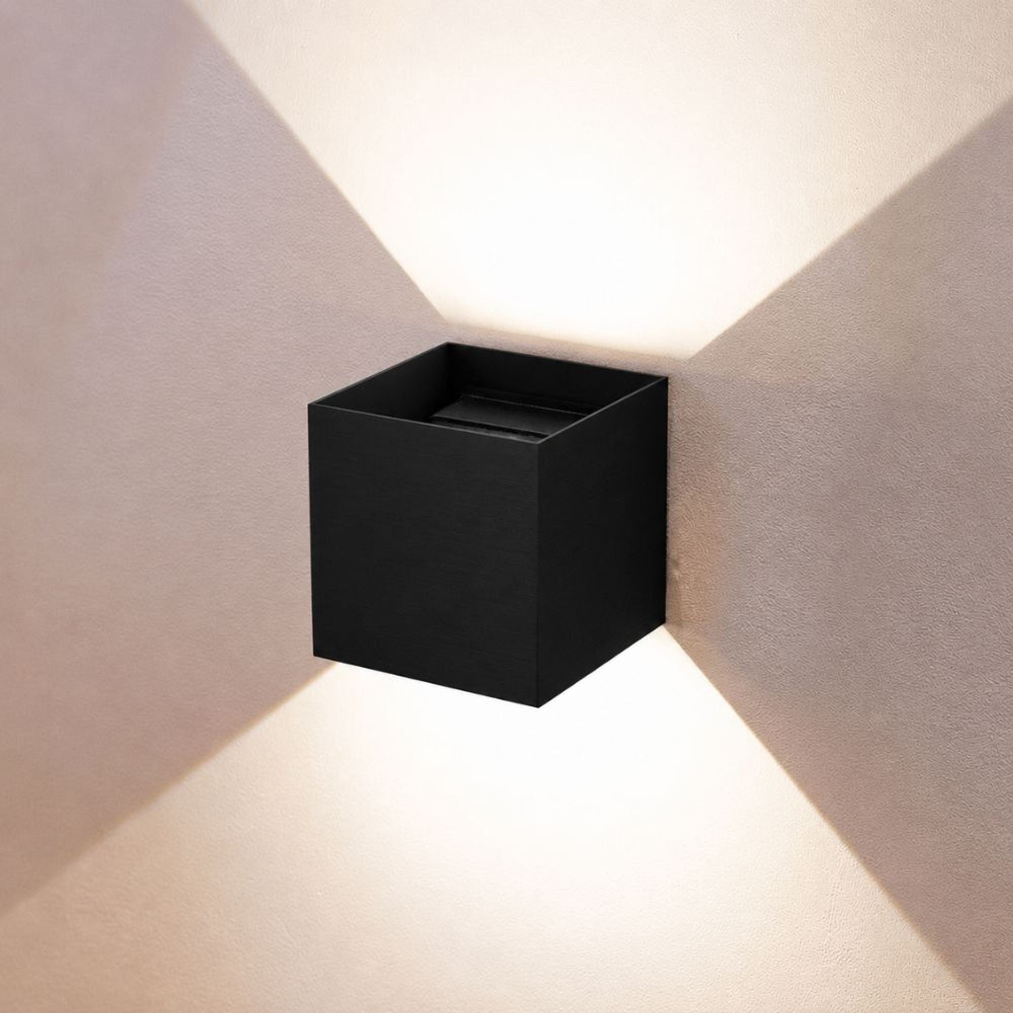 s.luce Ixa LED Wandlampe verstellbare Winkel Innen & Außen IP44 - 144764 - s.luce® - homecoming lights.