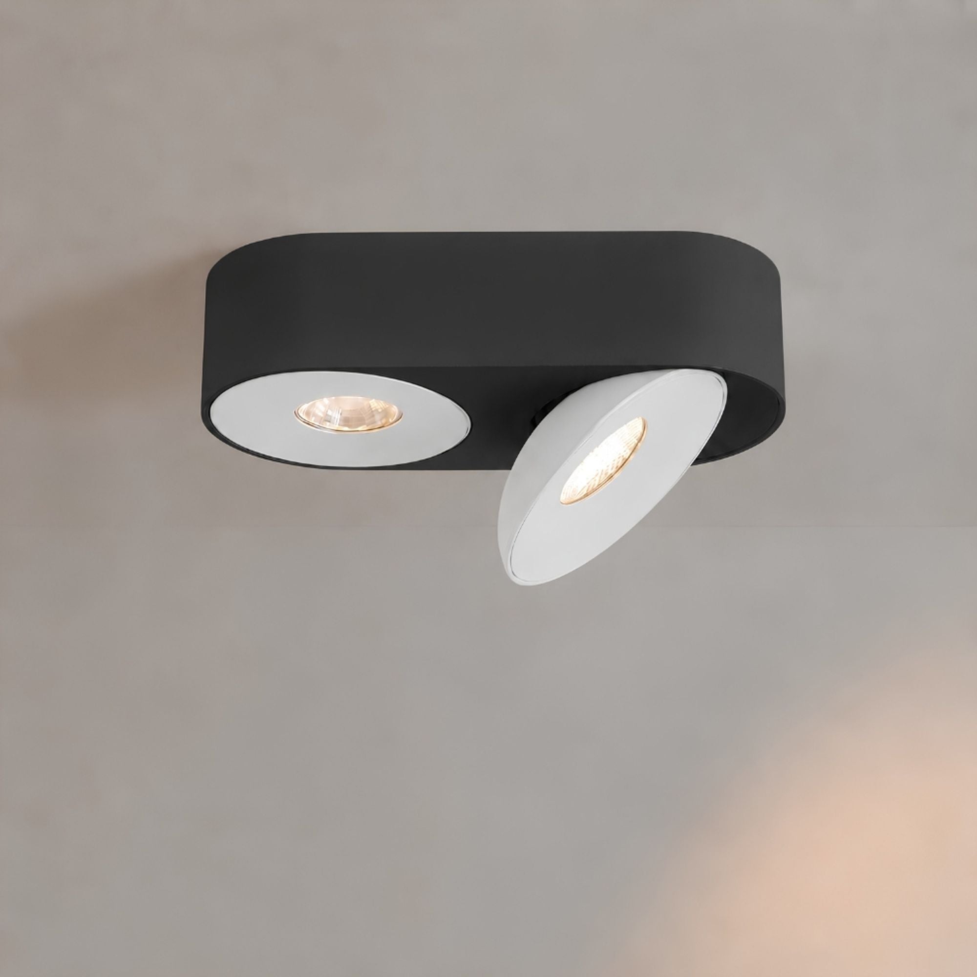 s.luce Santa Duo LED-Aufbaustrahler schwenkbar & dimmbar - 197268 - s.luce® - homecoming lights.