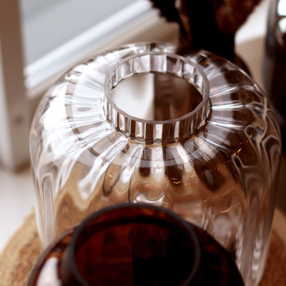 s.luce Velo glass table lamp with switch