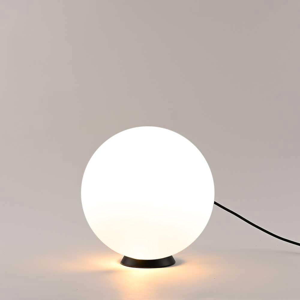 s.luce Lámpara de mesa Orb glass globe