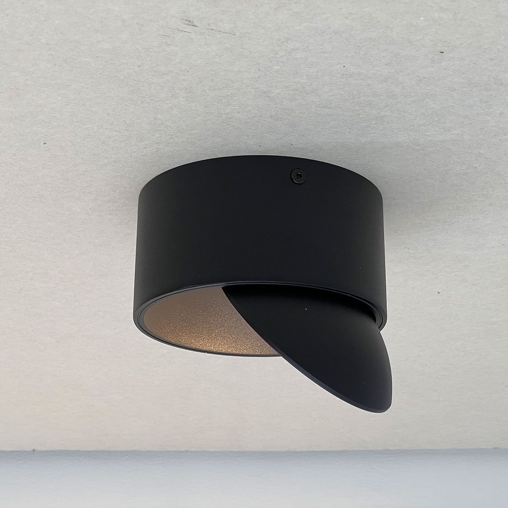 Spot LED à poser orientable et à intensité variable