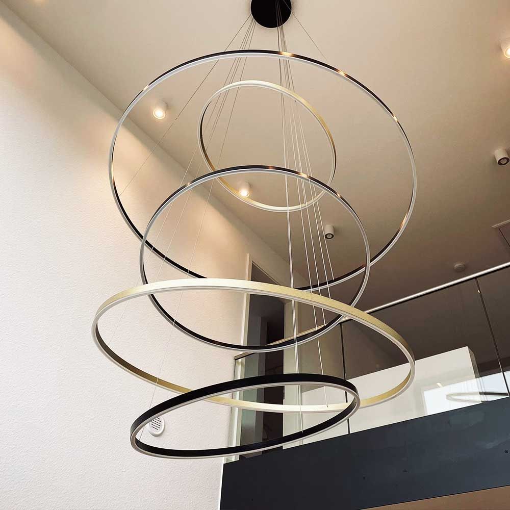 s.luce LED Ring Lampe suspendue à 5 flammes centrée