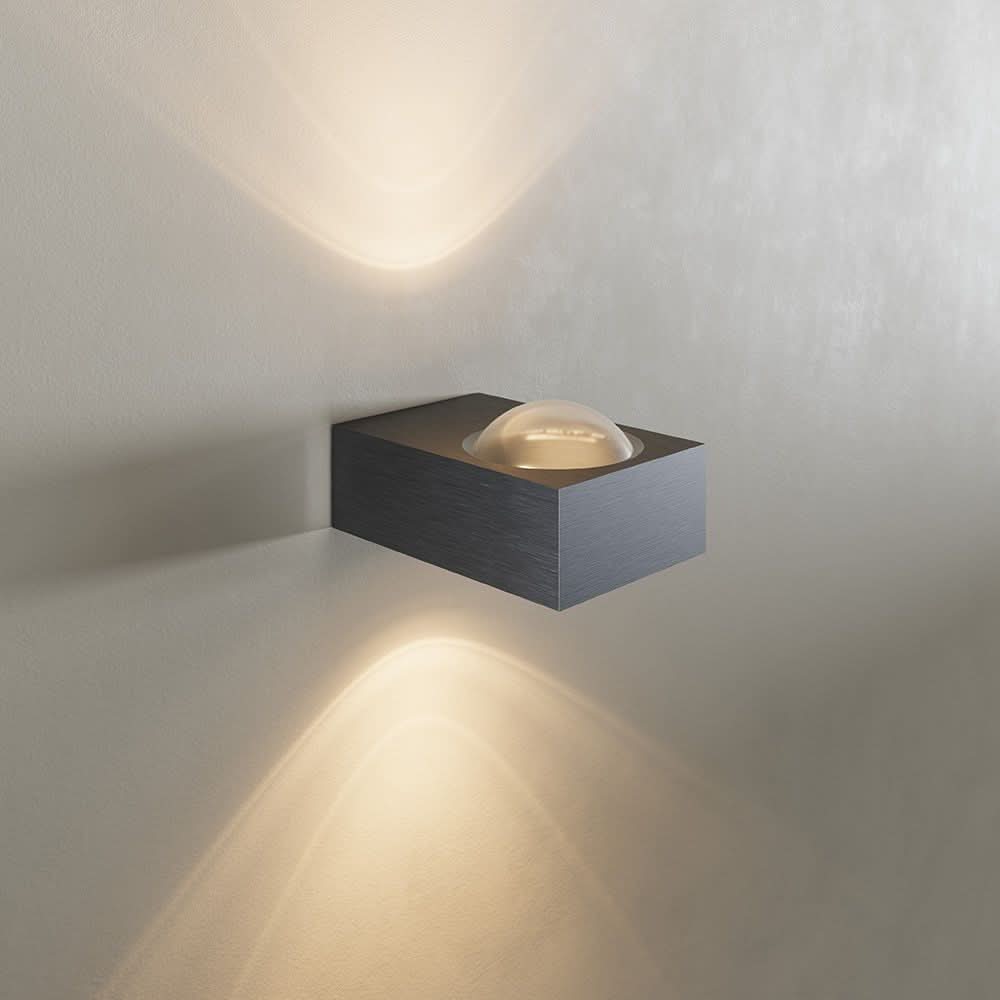 s.luce Beam X moderna lampada da parete Up & Down angolare