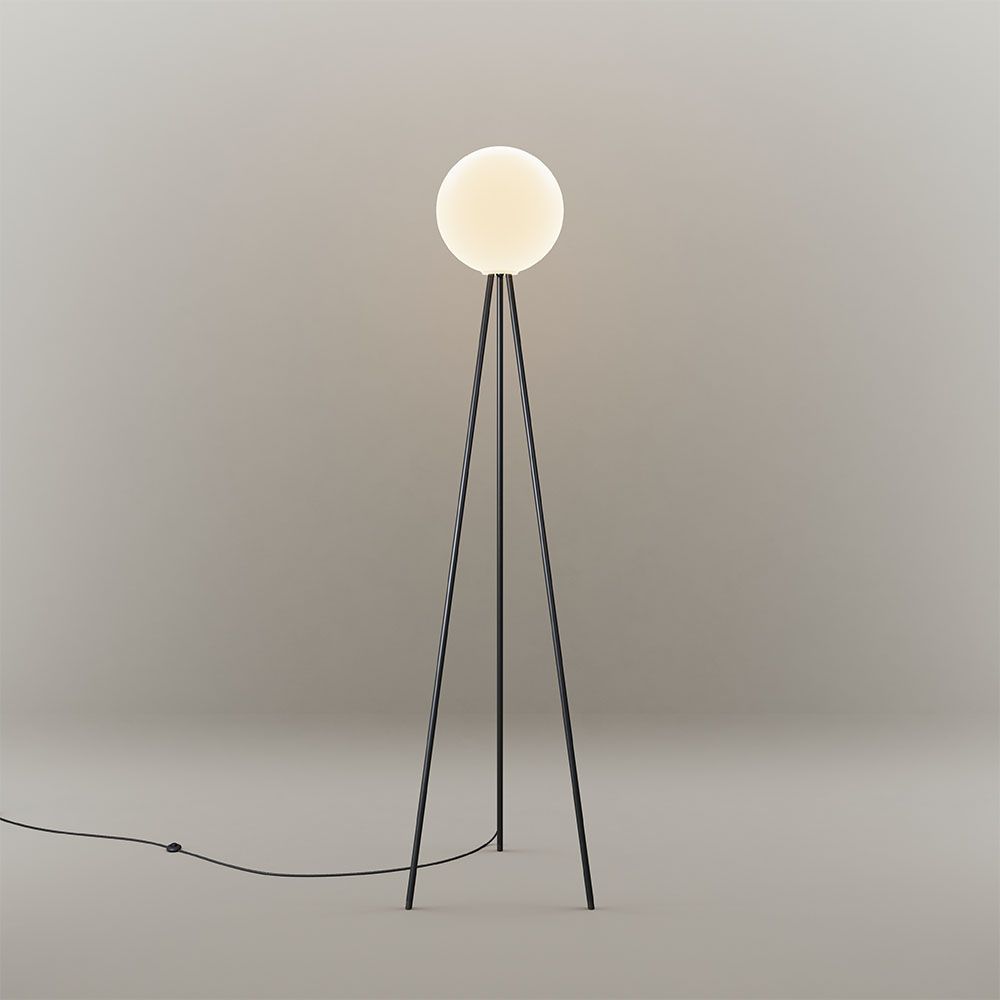 s.luce lampada da terra tripode Orb Tripod 160cm con globo in vetro