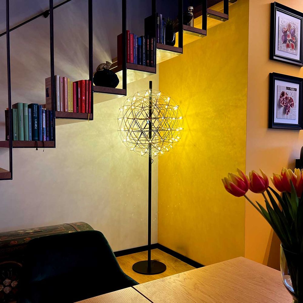 s.luce Atom Lampada da terra a LED in metallo con touch dimmer