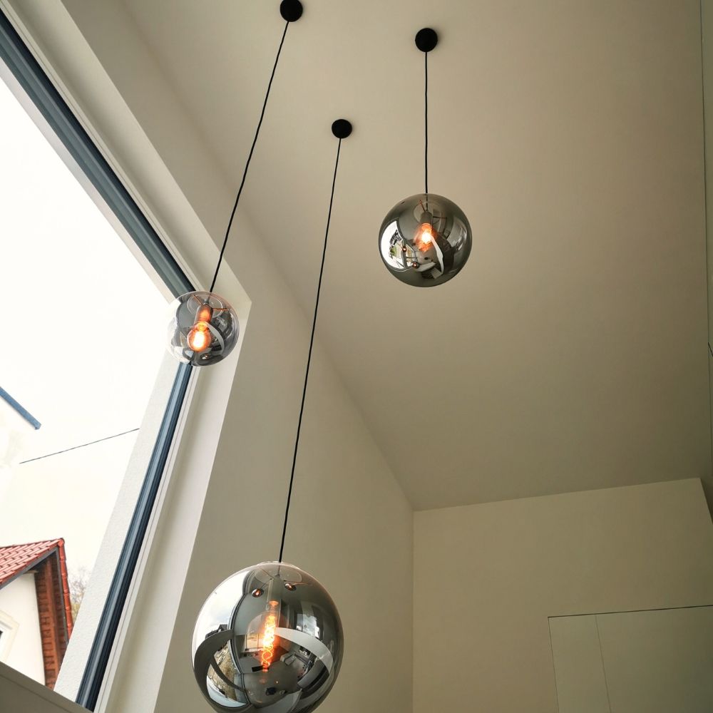 s.luce Orb glass globe gallery light 500cm sospensione nera