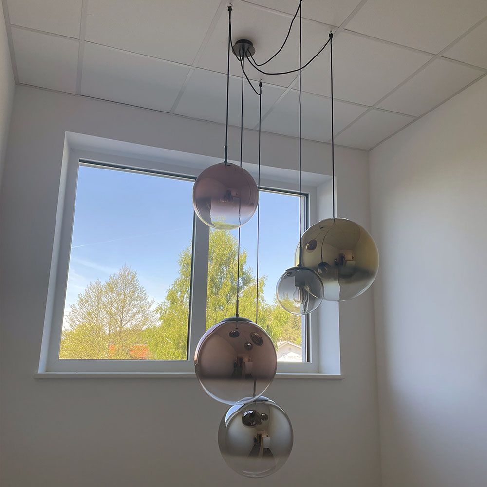 s.luce Orb glass globe gallery light 500cm sospensione nera