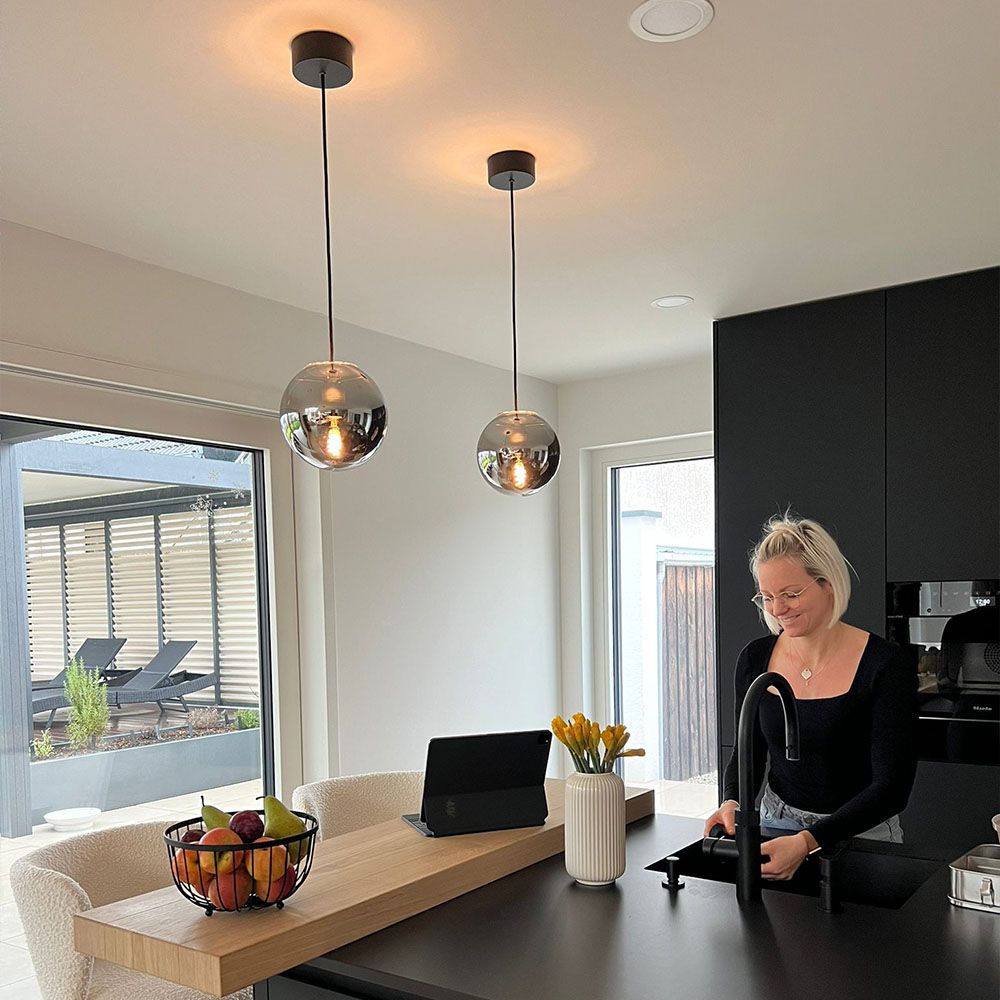 s.luce Orb glass globe gallery light 500cm sospensione nera