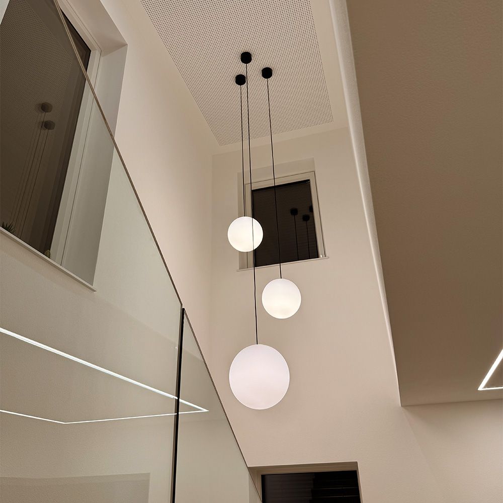 s.luce Orb glass globe gallery light 500cm sospensione nera