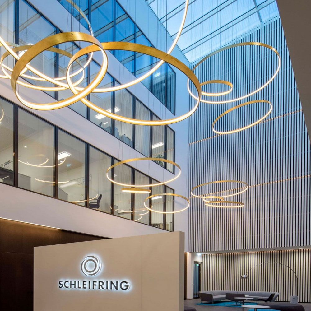 s.luce Made LED-Ring XL Pendelleuchte Treppenhaus Dimmbar RAL