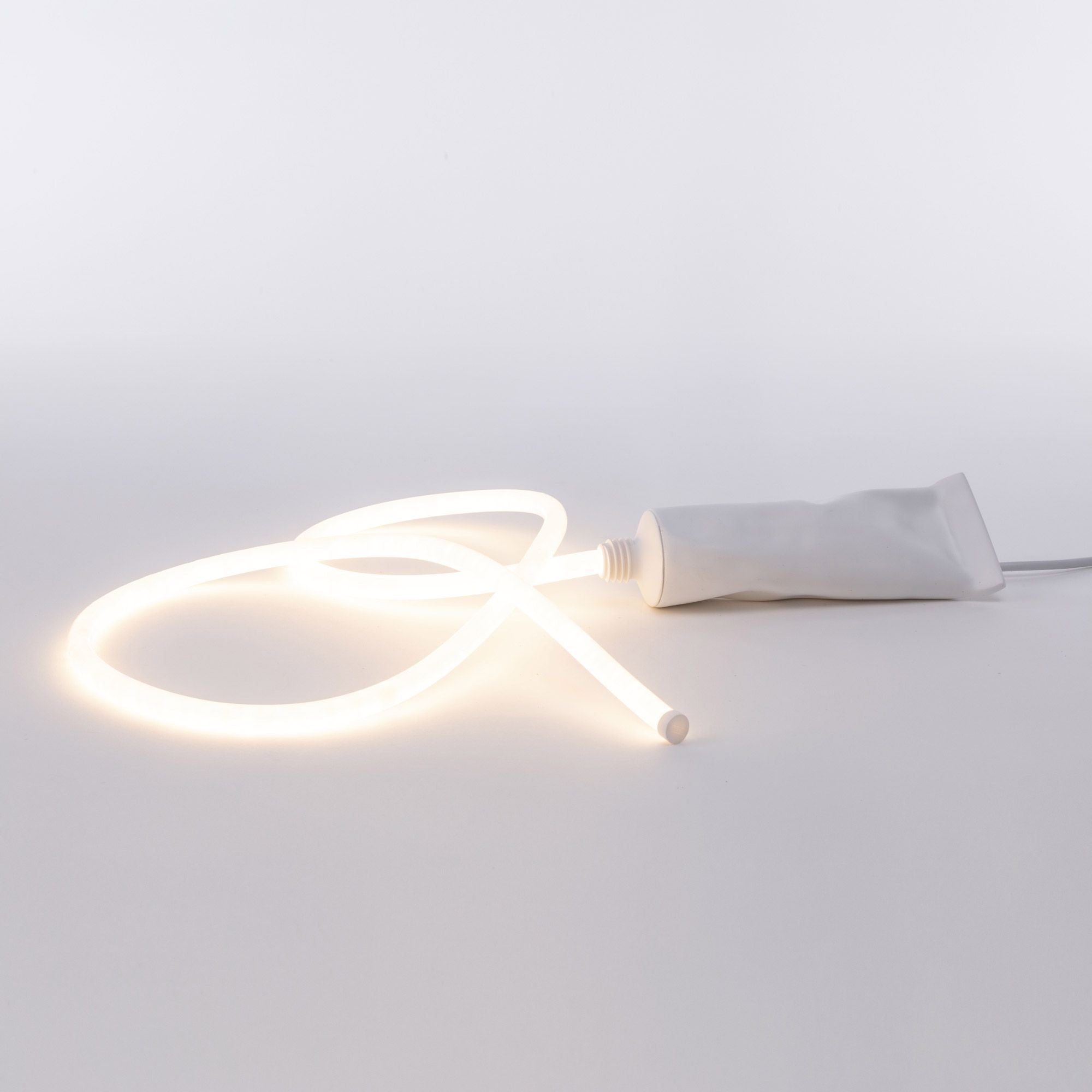 Seletti Daily Glow Toothpaste LED-Tischleuchte dimmbar