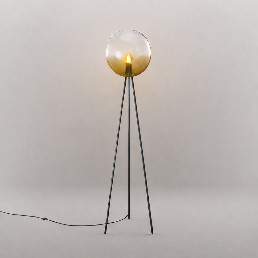 s.luce Dreibein - Stehleuchte Orb Tripod 160cm mit Glaskugel - 177529 - s.luce® - homecoming lights.