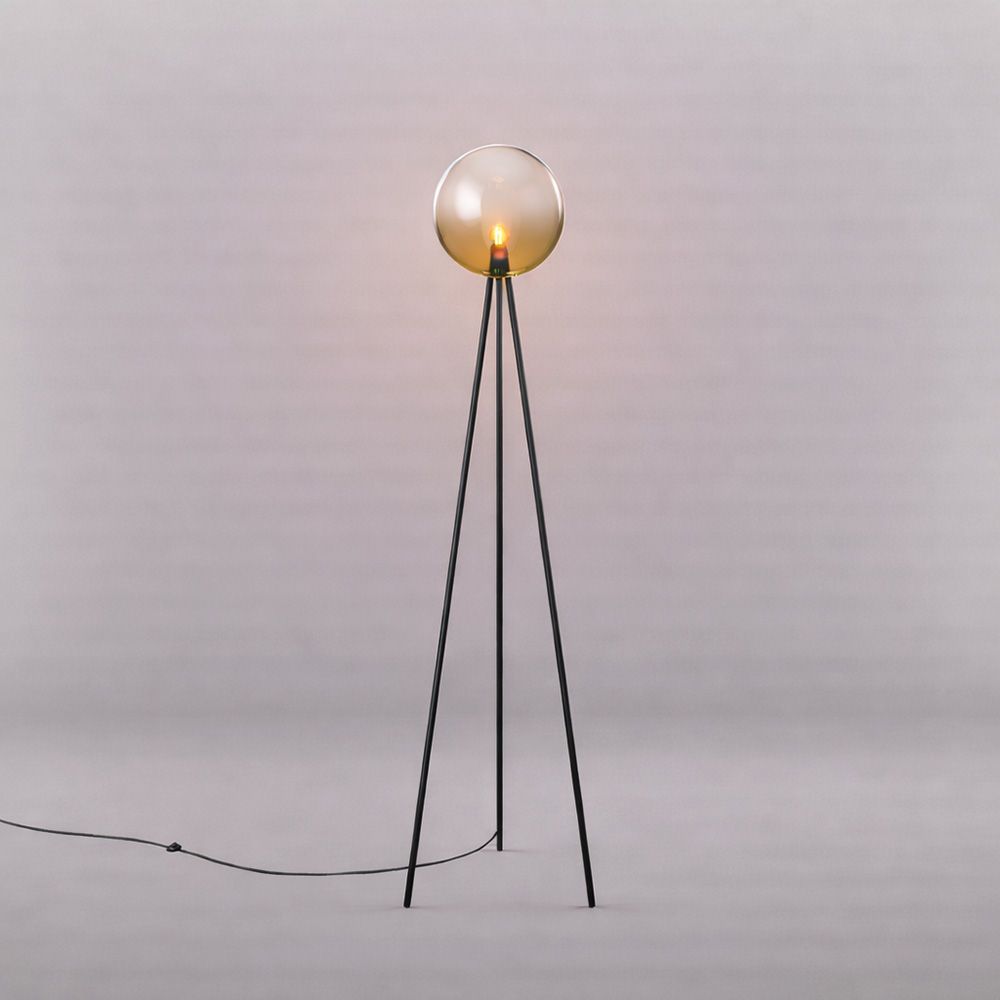 s.luce Dreibein - Stehleuchte Orb Tripod 160cm mit Glaskugel - 177537 - s.luce® - homecoming lights.