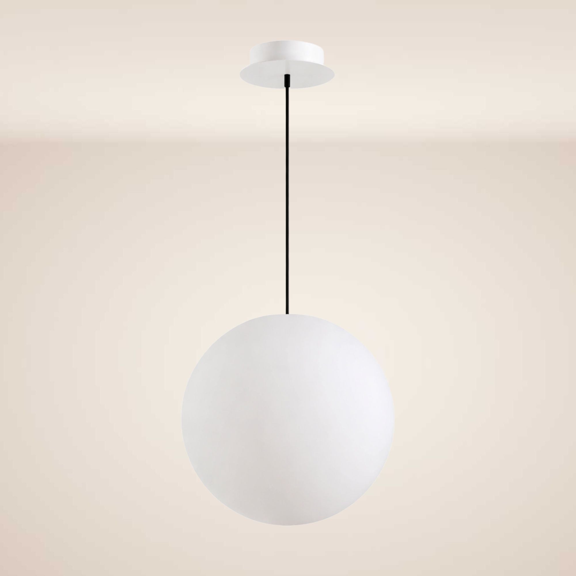 s.luce Globe Hänge-Kugellampe für Innen & Außen IP54