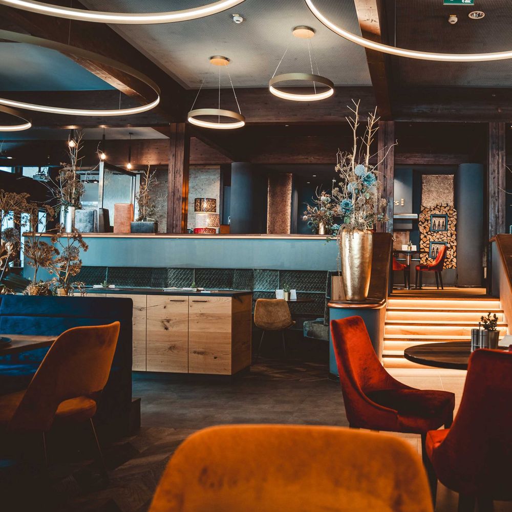 s.luce Made LED-Ring XL Pendelleuchte ø bis 230 cm Dimmbar RAL