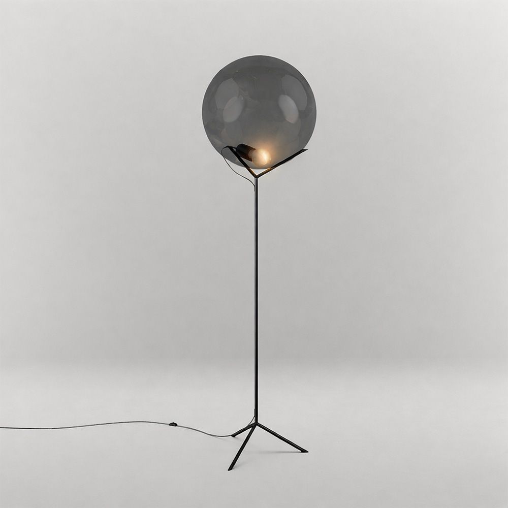 s.luce Stehleuchte Orb Poseidon mit Glaskugel 175cm - 194116 - s.luce® - homecoming lights.