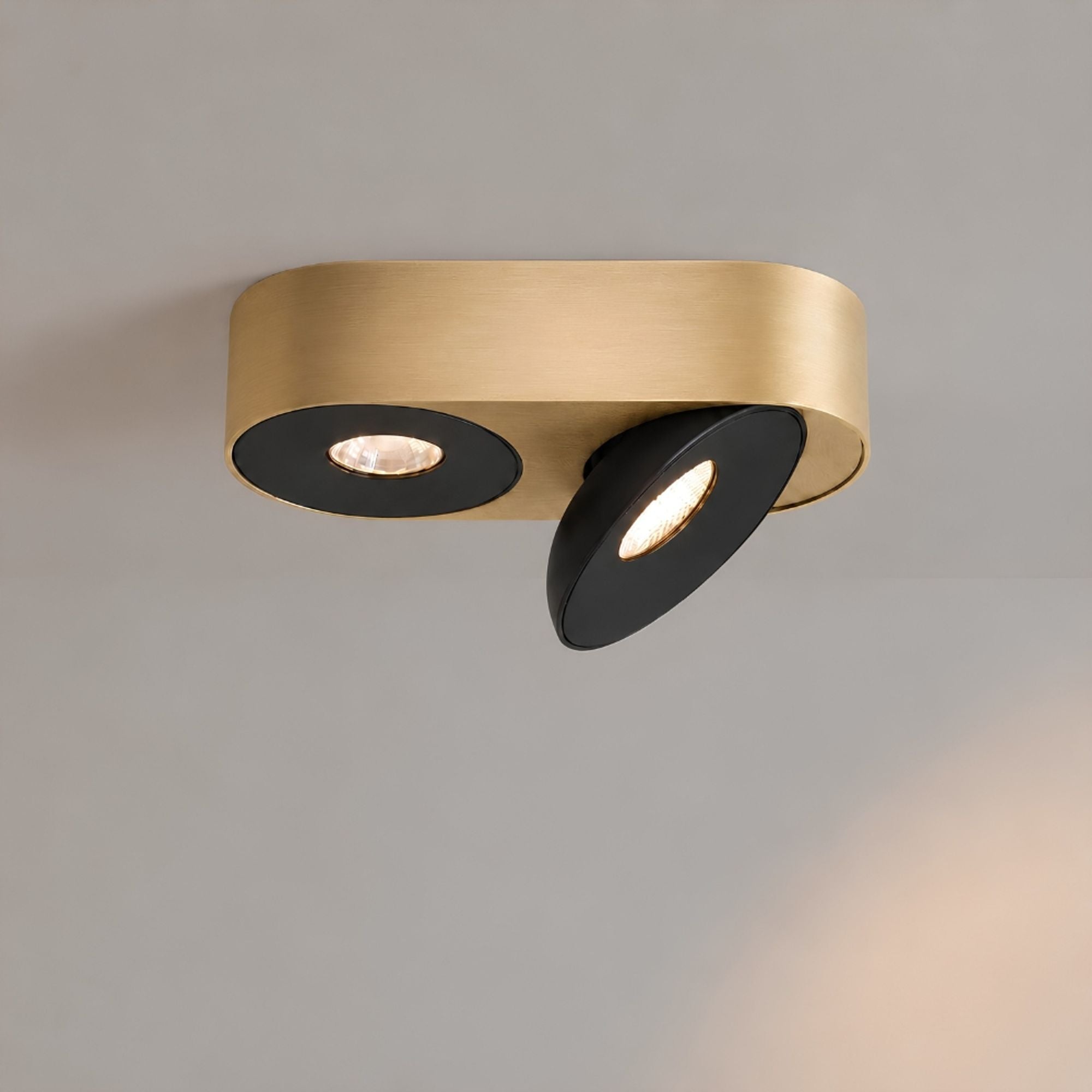 s.luce Santa Duo LED-Aufbaustrahler schwenkbar & dimmbar - 197273 - s.luce® - homecoming lights.