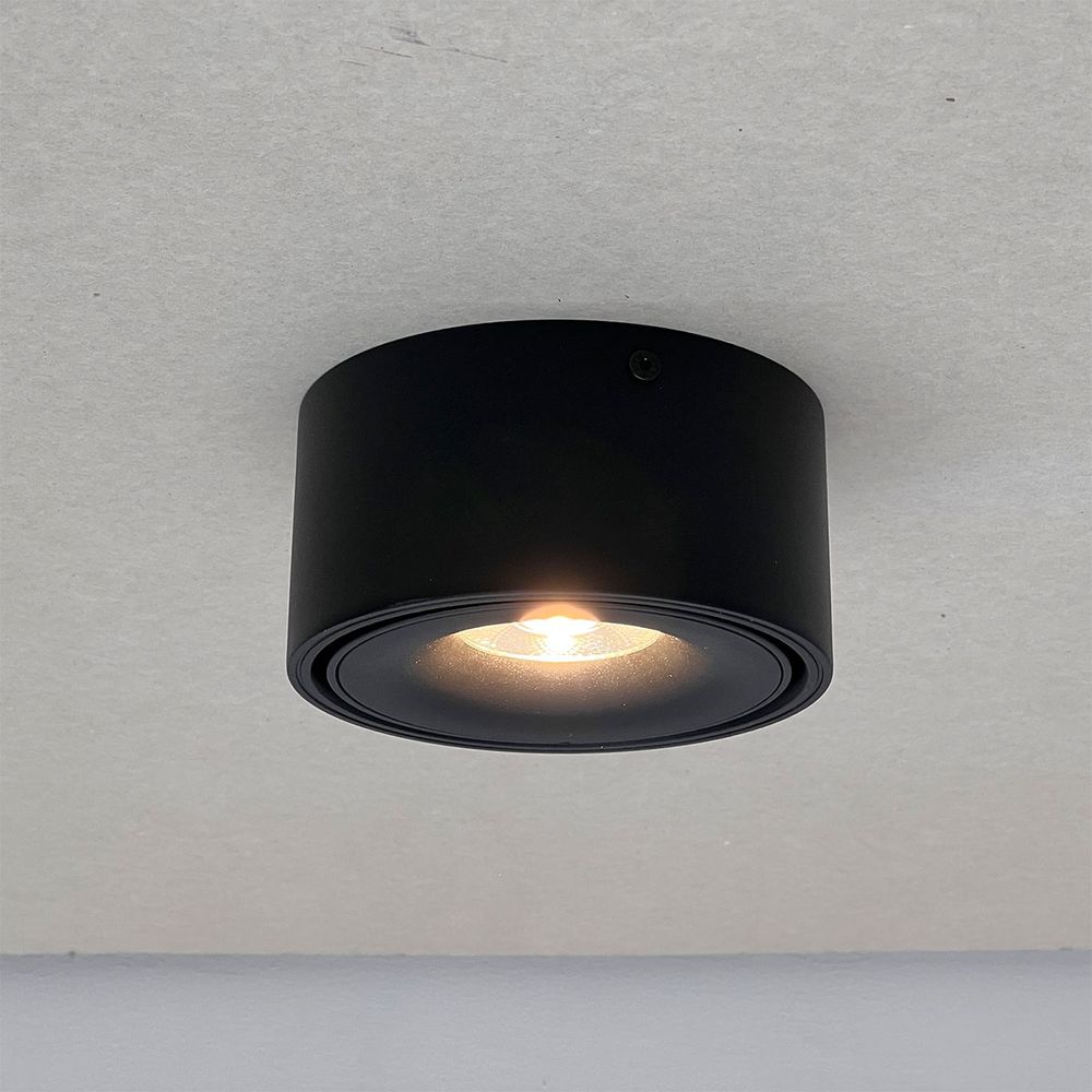 Spot LED à poser orientable et à intensité variable
